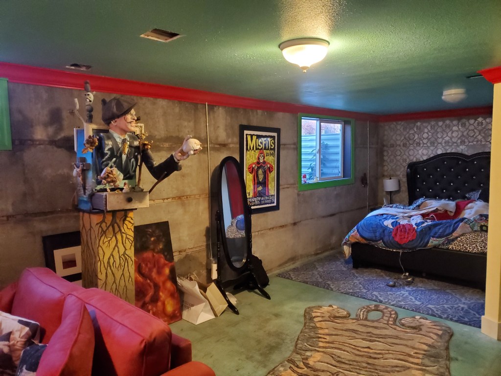 Basement Master Bedroom before picture