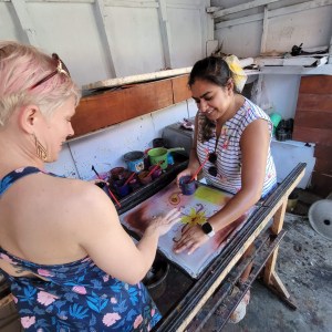 Tourist collab batik